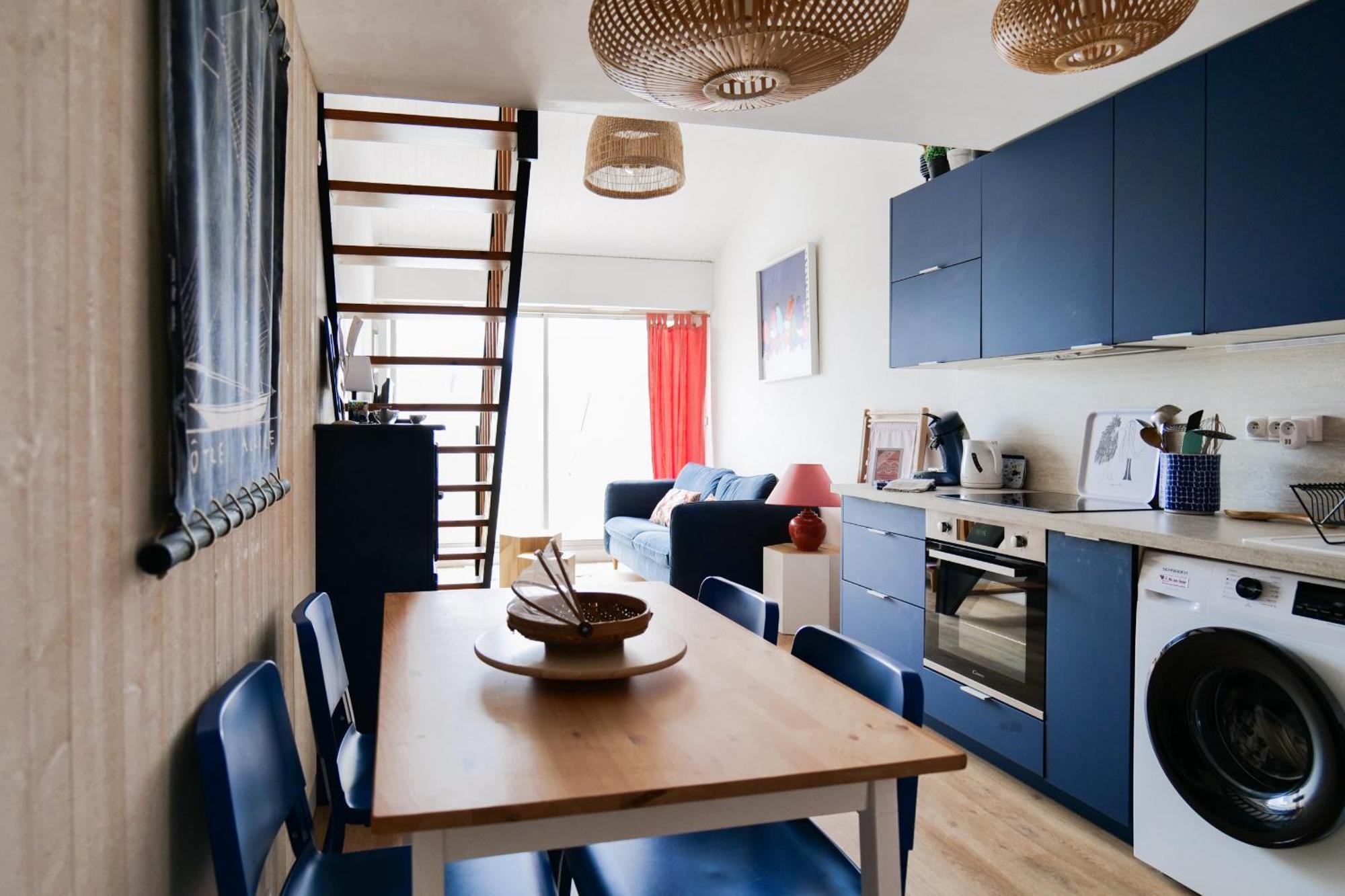Appartement Renove Avec Gout Et Idealement Situe A Deux Pas Du Remblai Ле-Сабль-д’Олон Экстерьер фото